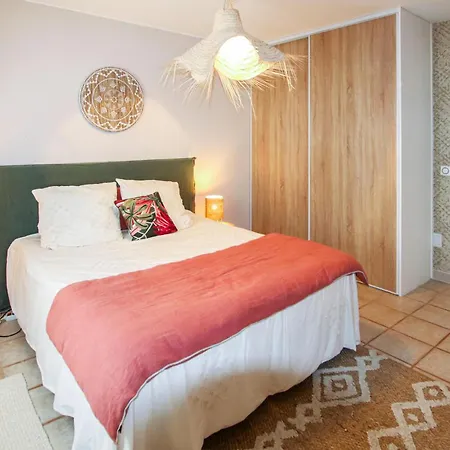 Cozy In Du Gard With Kitchen רושפור-דו-גאר