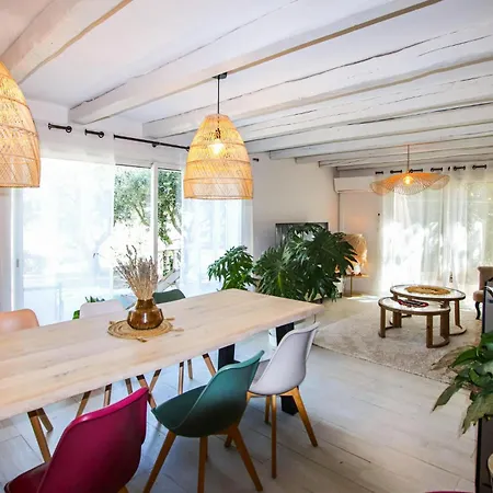 Awesome In Du Gard *